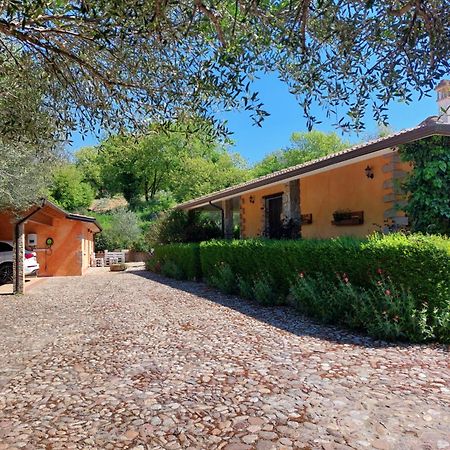 Casa Vacanza Centro Sardegna Sorgono المظهر الخارجي الصورة